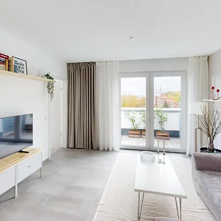 Zentrale Penthousewohnung 아파트 *